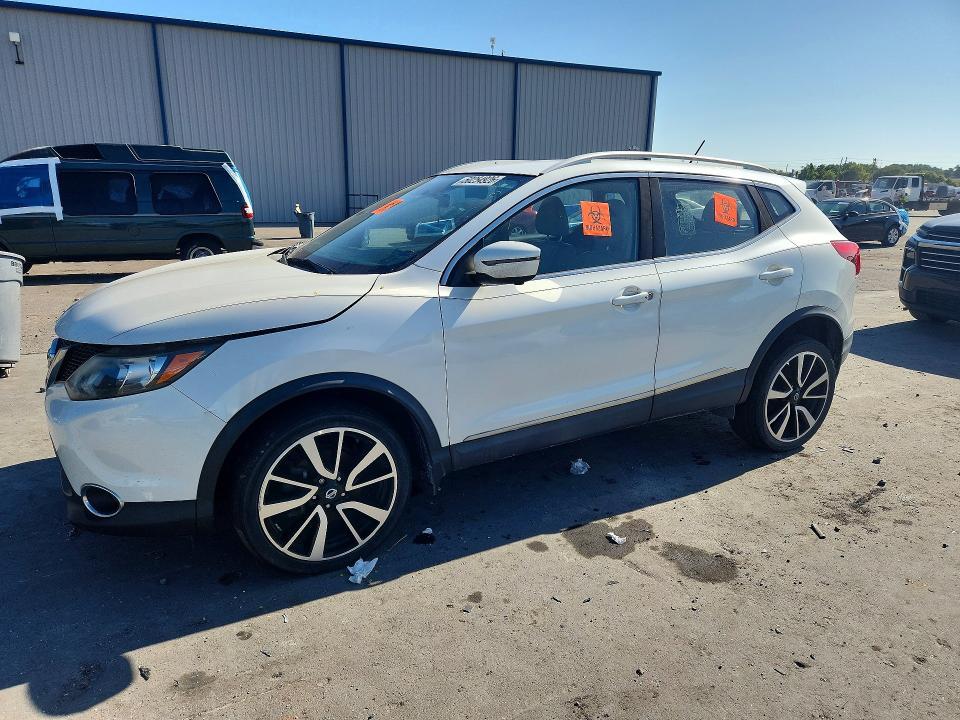 2017 Nissan Rogue Sport sl