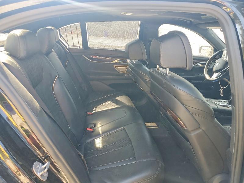 2018 BMW 750 xi