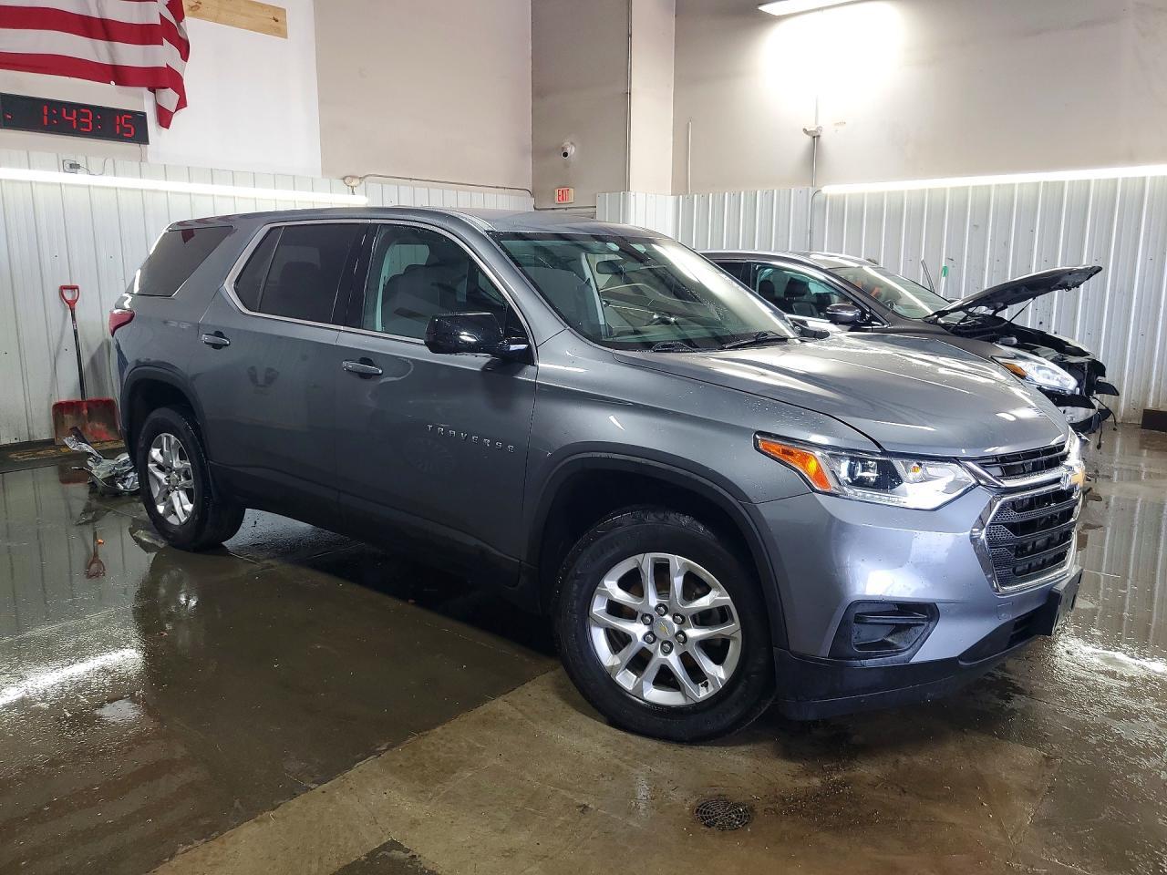 2020 Chevrolet Traverse ls