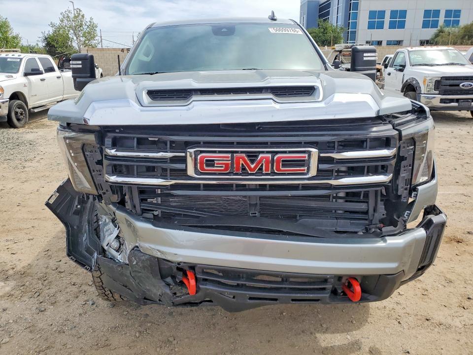 2024 GMC Sierra C2500 Heavy Duty