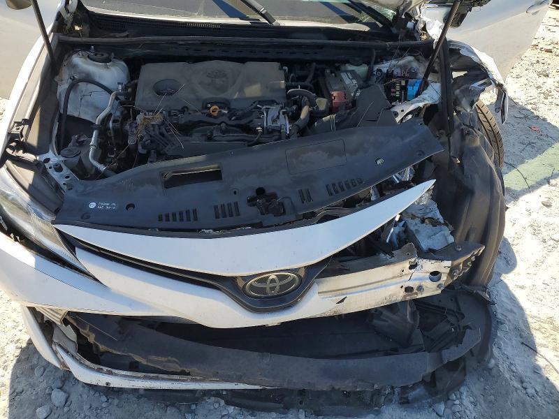 2018 Toyota Camry le