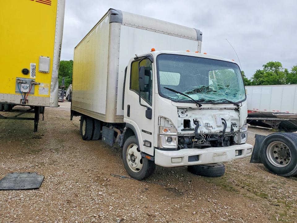 2022 Isuzu NRR