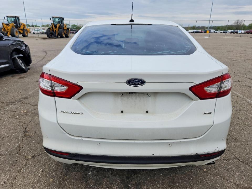 2016 Ford Fusion se