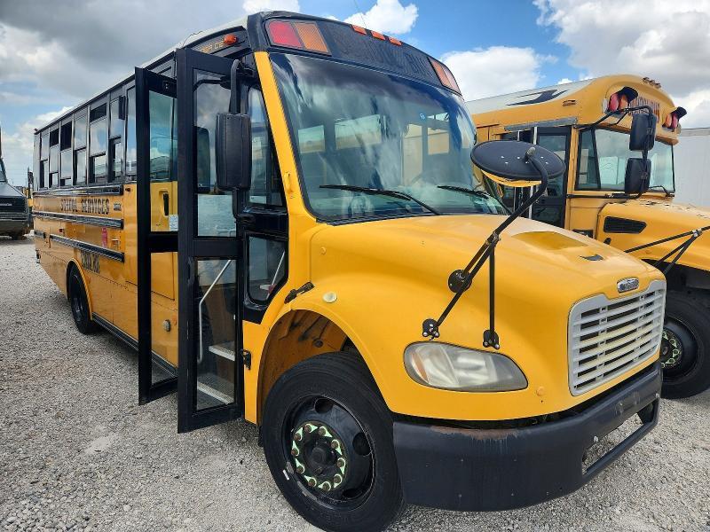 2009 Thomas SAF-T-LINER C2-School Bus