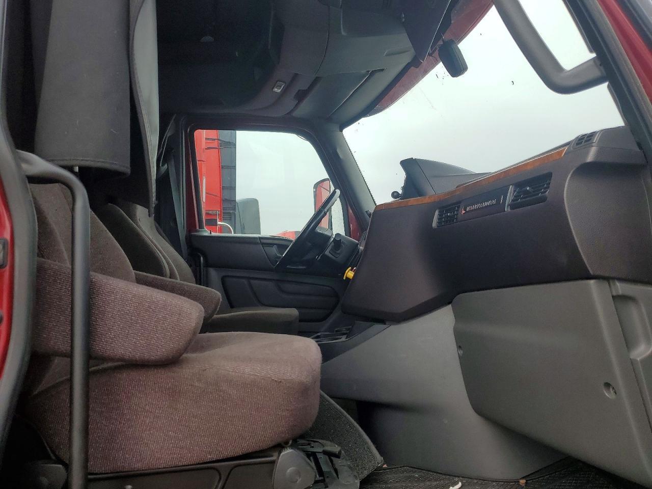 2021 International LT625 Semi Truck
