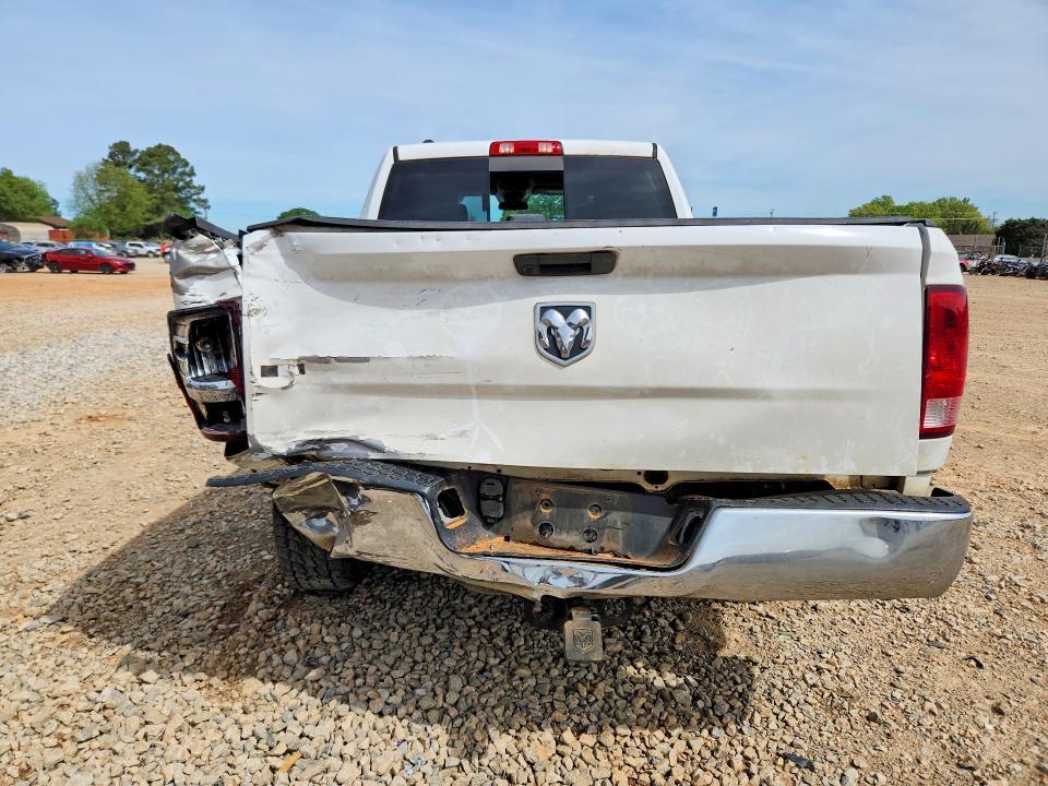 2020 Dodge RAM 1500 Classic SLT