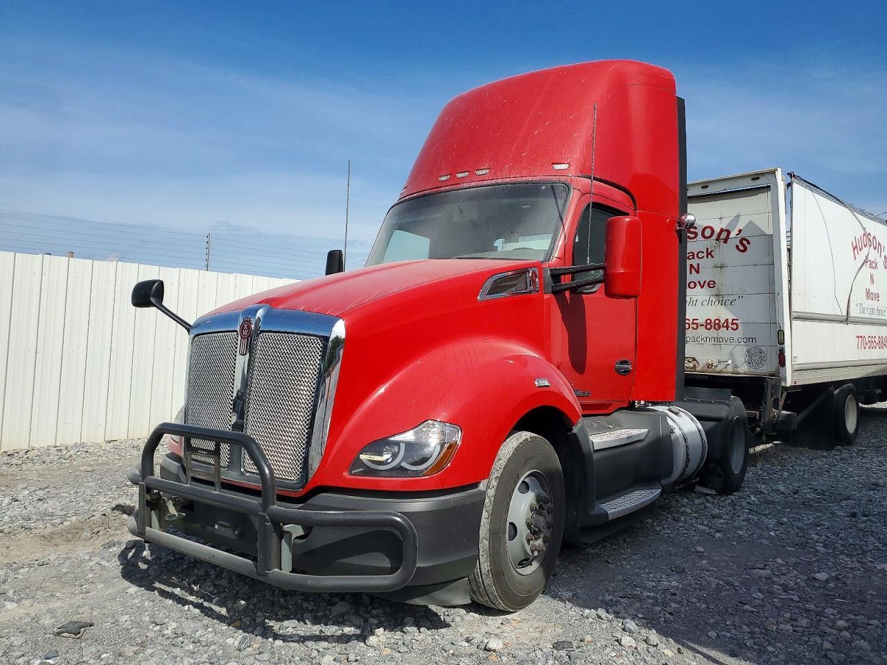 2019 Kenworth T680 Semi Truck
