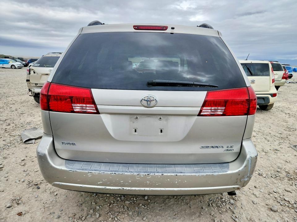 2005 Toyota Sienna le