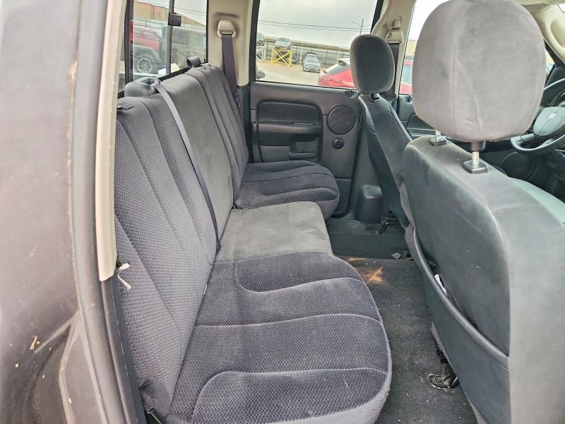 2004 Dodge RAM 1500 ST