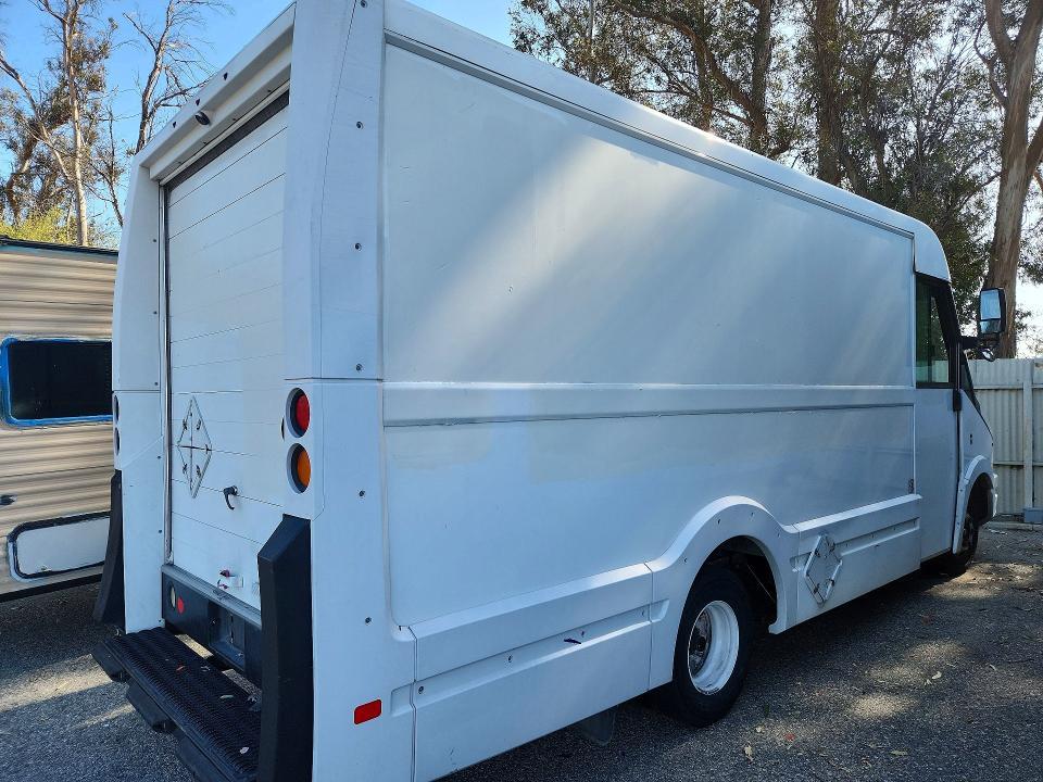 2016 Isuzu NPR