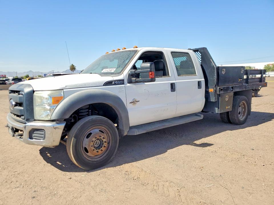 2016 Ford F550 Super Duty Flatbed Truck