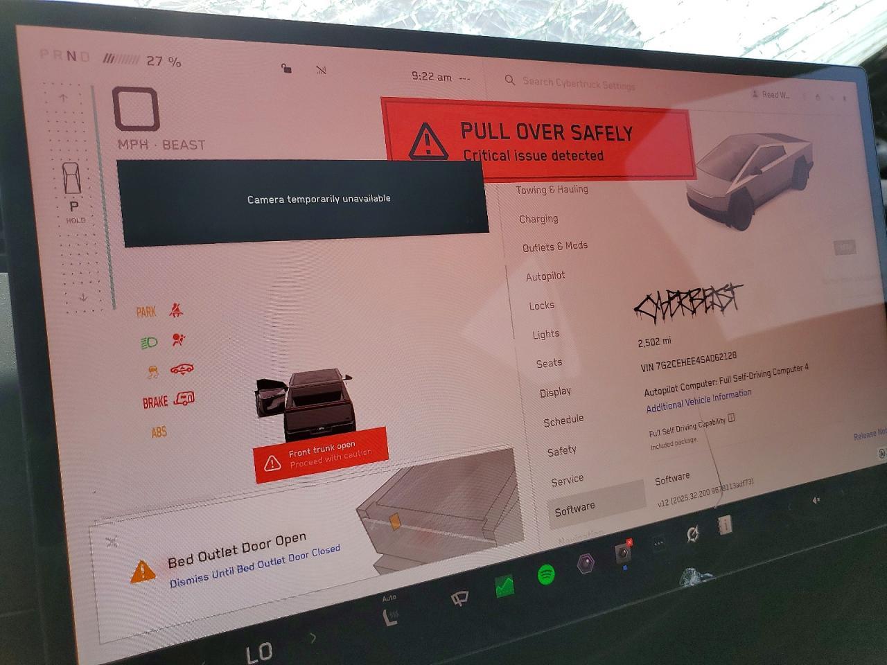 2025 Tesla Cybertruck