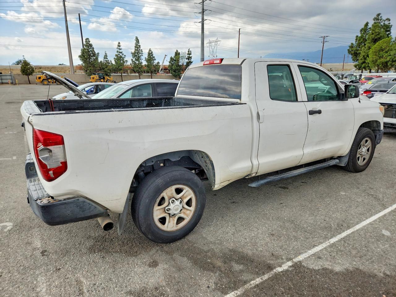2015 Toyota Tundra SR