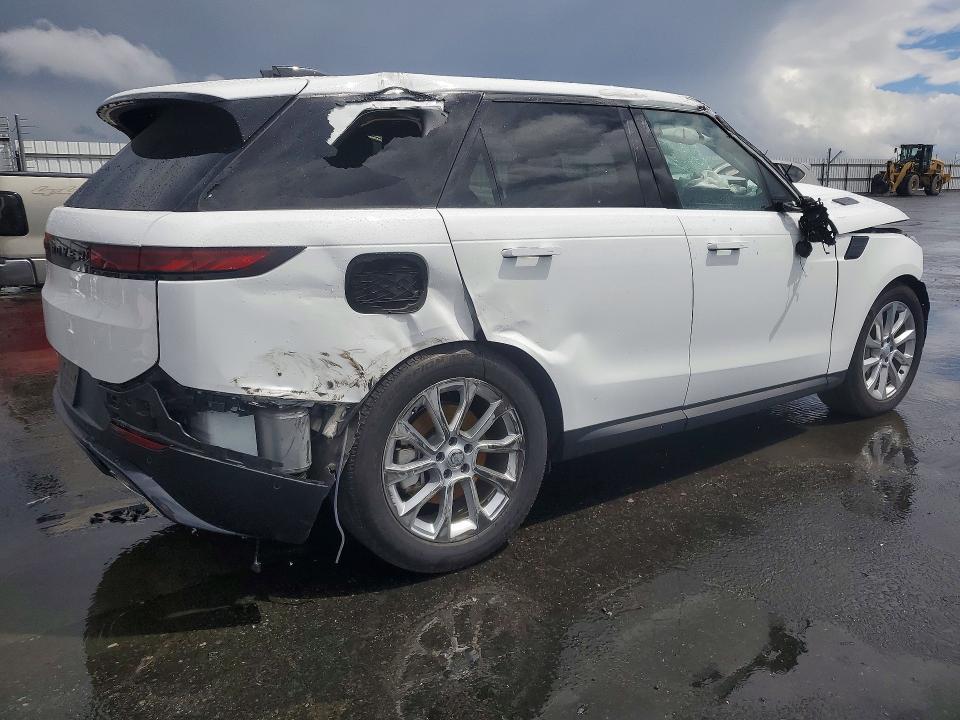 2025 Land Rover Range Rover Sport se