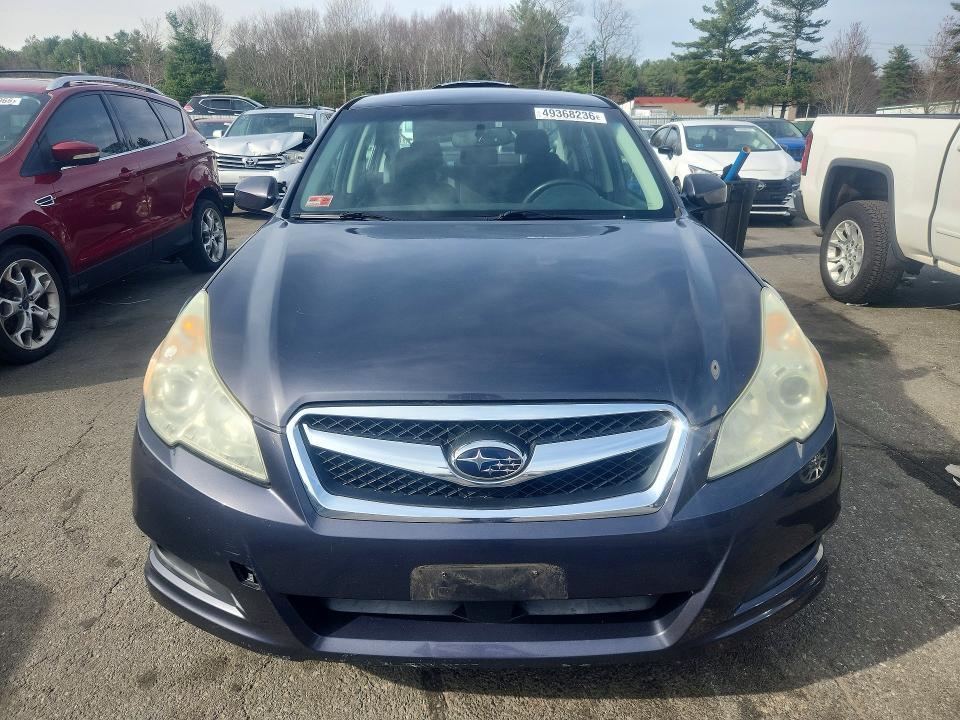 2010 Subaru Legacy 2.5i Premium