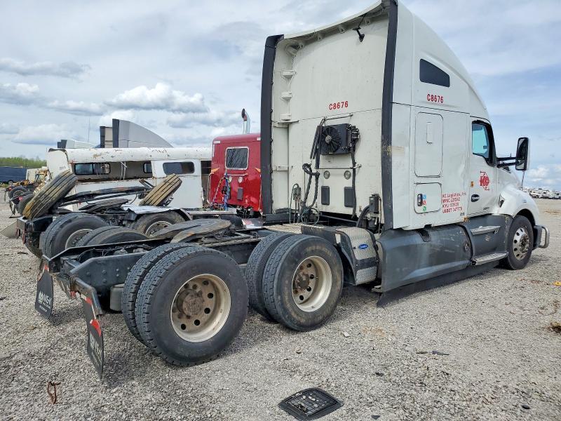 2019 Kenworth T680 Semi Truck
