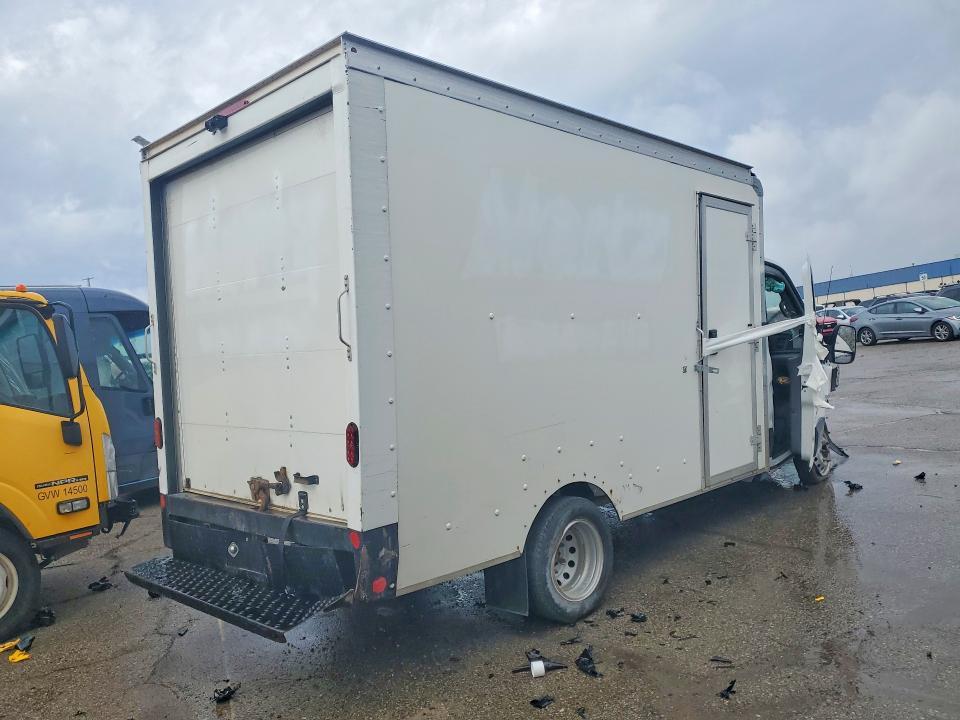 2022 Ford Transit box Truck