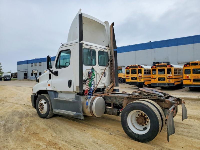 2016 Freightliner Cascadia 125 Semi Truck