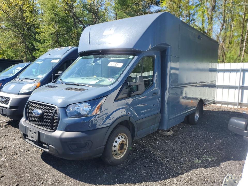 2021 Ford Transit Delivery Truck