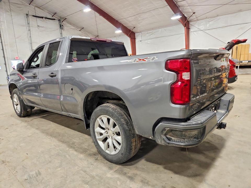 2021 Chevrolet Silverado K1500 Custom