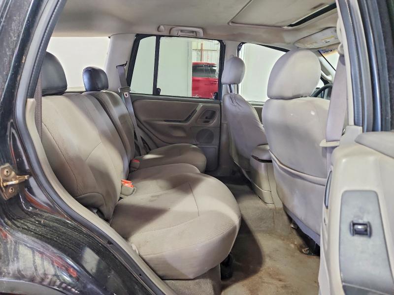 2004 Jeep Grand Cherokee Laredo