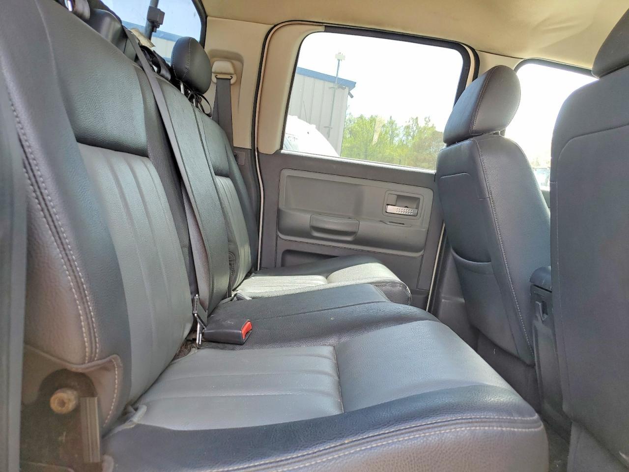 2008 Dodge Dakota Quad Laramie