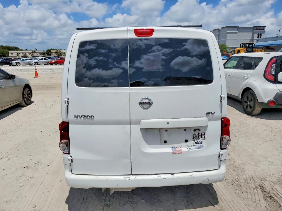 2014 Nissan NV200 SV