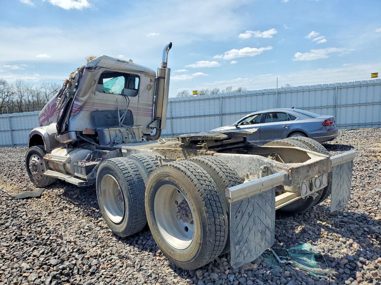 1998 Western Star 4900 Semi Truck