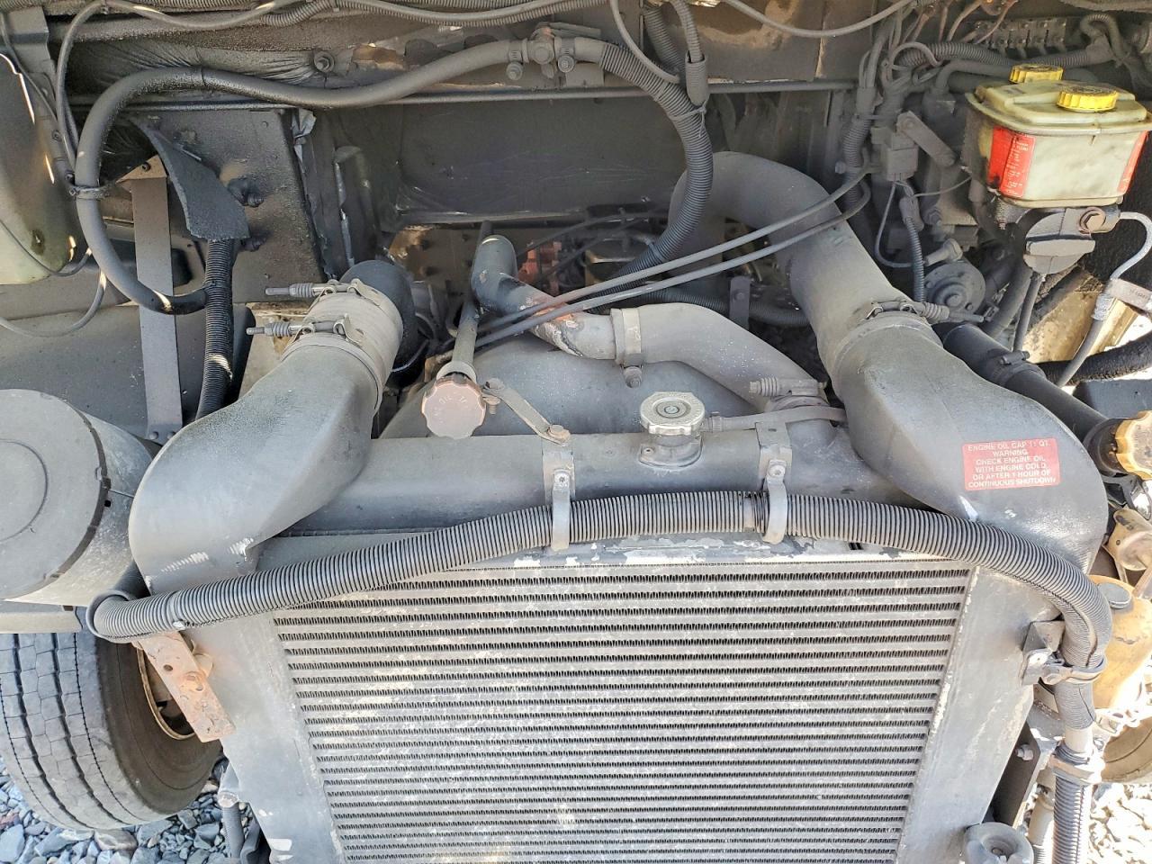 1999 Freightliner MT45G Delivery Truck