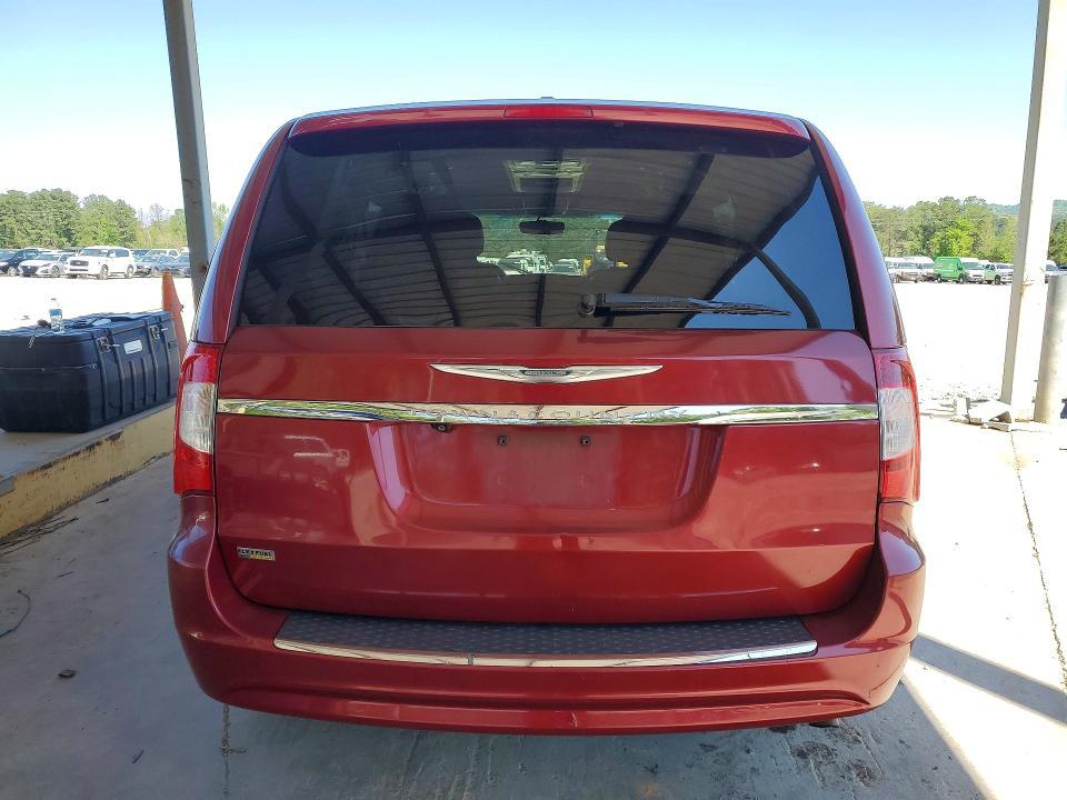 2013 Chrysler Town & Country Touring