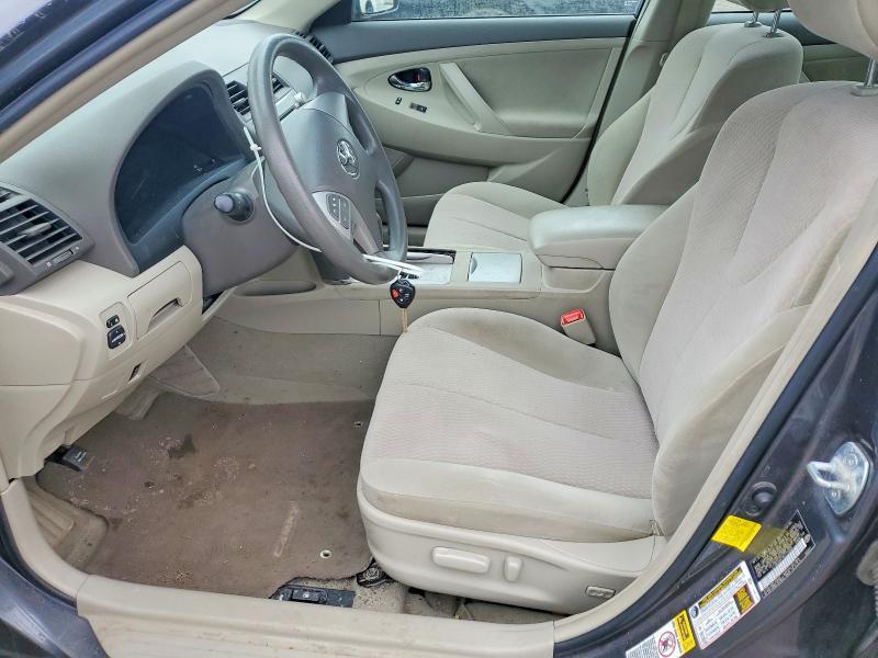 2011 Toyota Camry le