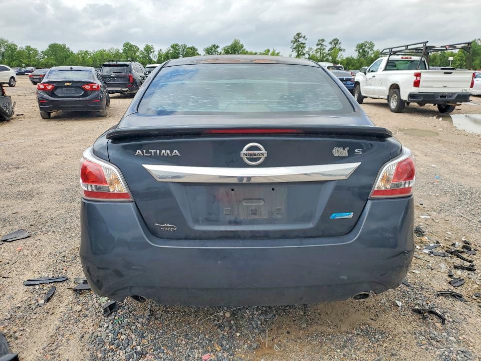 2014 Niss Altima 2.5 s