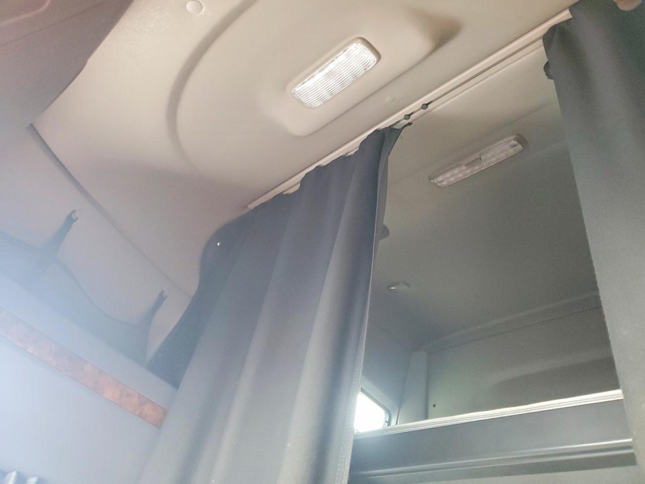 2021 International LT625 Semi Truck
