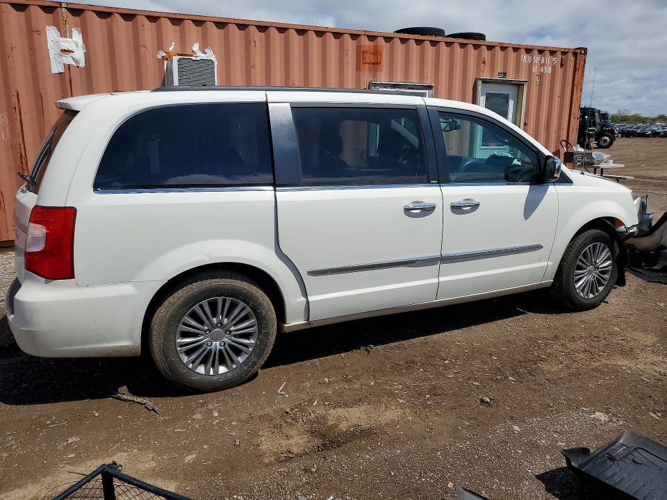 2013 Chrysler Town & Country Touring l