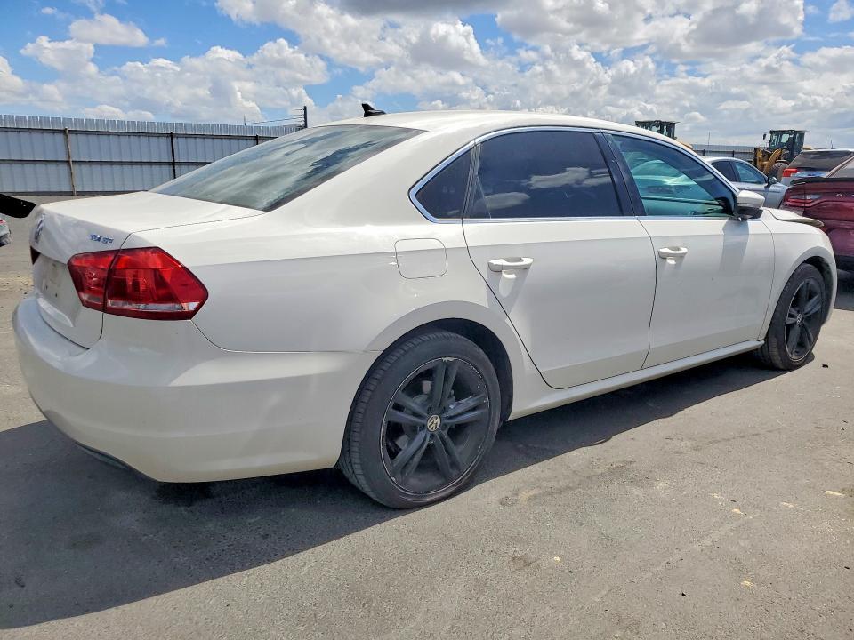 2014 Volkswagen Passat se