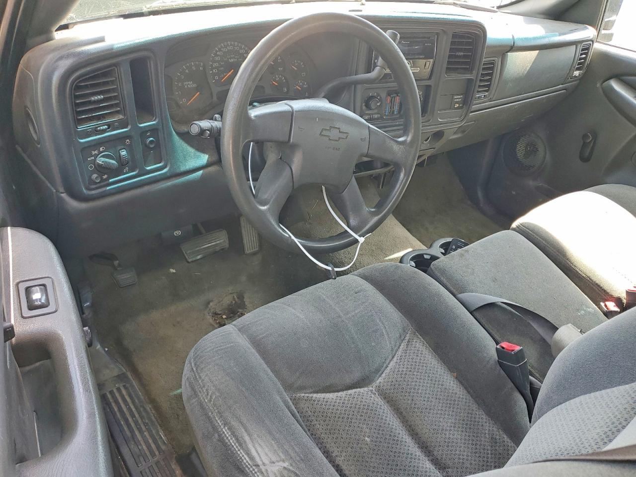 2004 Chevrolet Silverado C1500