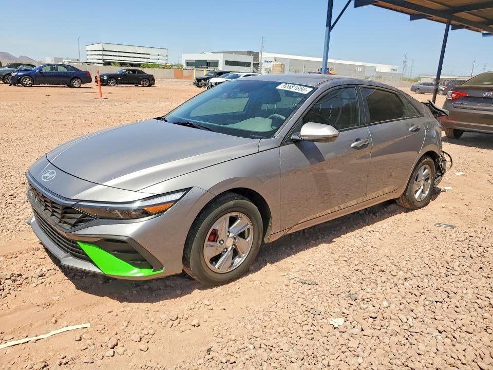2024 Hyundai Elantra se