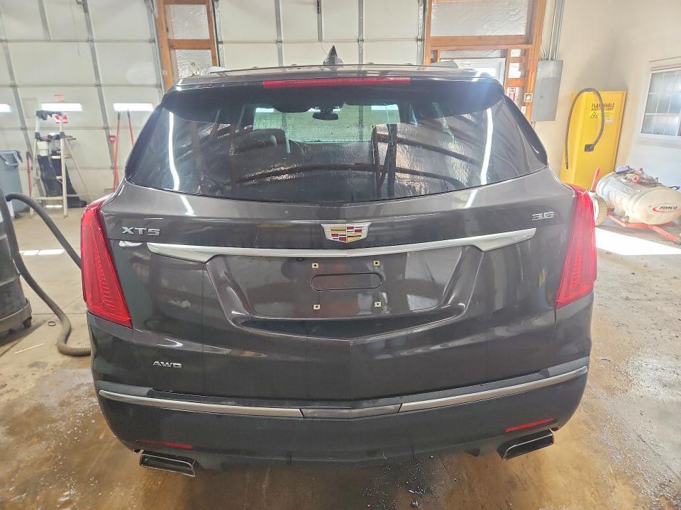 2017 Cadillac XT5 Premium Luxury