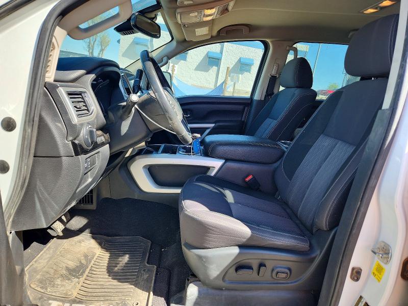 2021 Nissan Titan SV