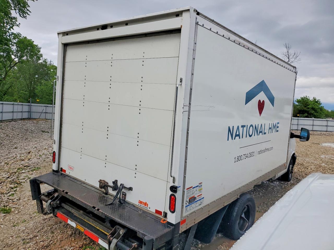 2020 Chevrolet Express BOX Truck