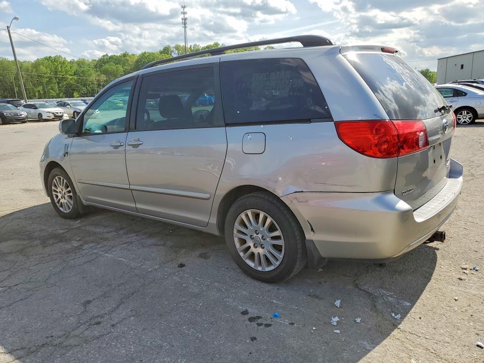 2010 Toyota Sienna xle
