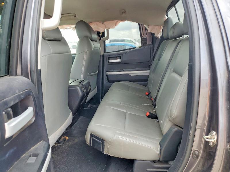 2014 Toyota Tundra SR5