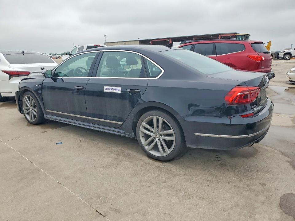 2017 Volkswagen Passat R-line