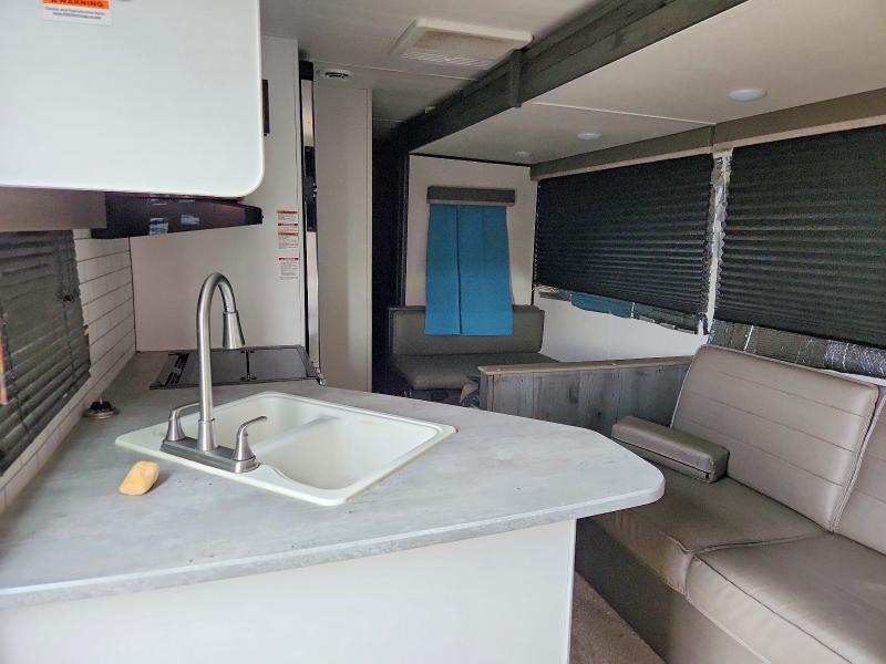 2022 Keystone Hideout Camper