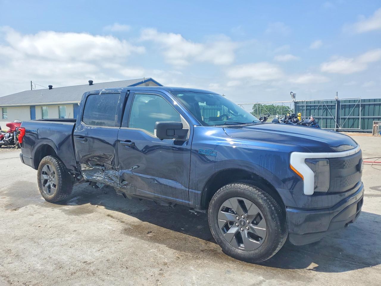 2024 Ford F150 Lightning XLT