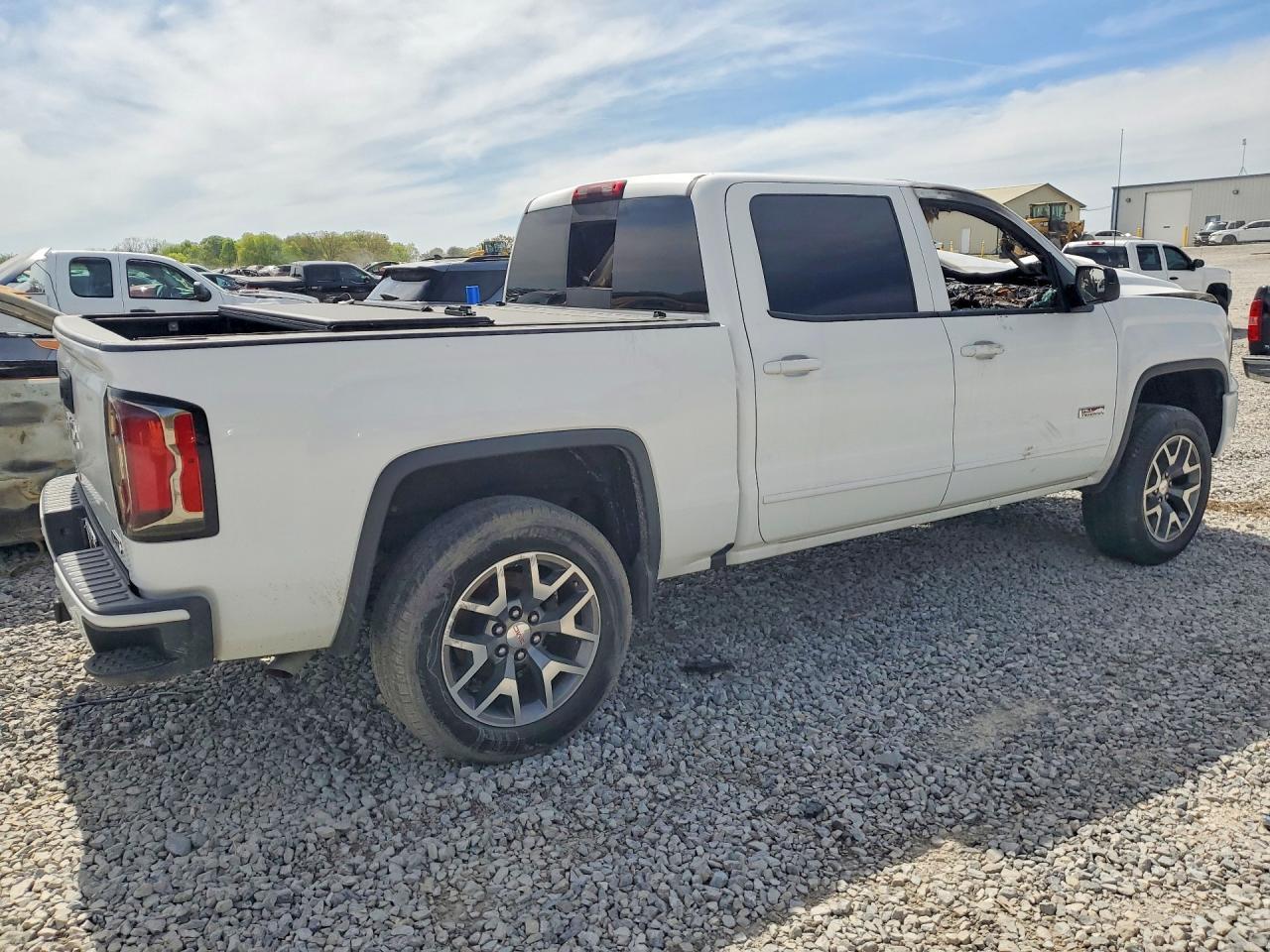 2017 GMC Sierra K1500 SLT