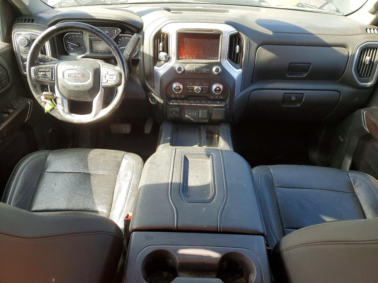 2020 GMC Sierra K1500 SLT