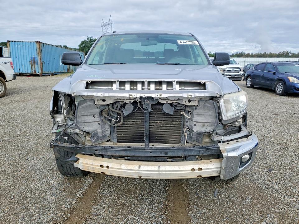 2015 Toyota Tundra SR5