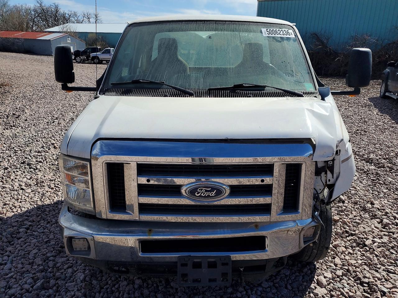 2015 Ford E450 Truck Cab AND Chassis