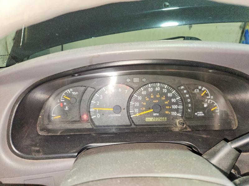 2004 Toyota Tundra SR5